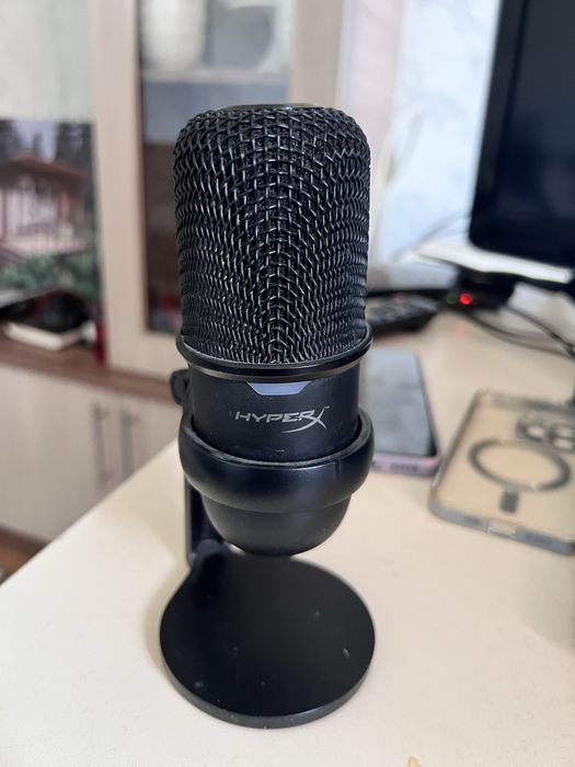 Микрофон HyperX SoloCast USB Microphone — отличное качество звука