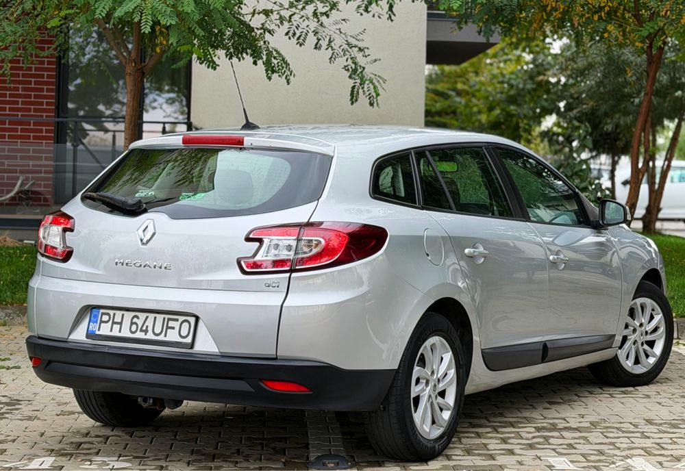 RENAULT Megane 2011 — imagine 4
