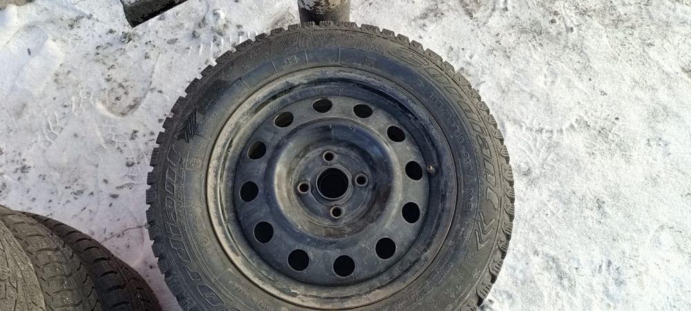 Продам зимнюю резину