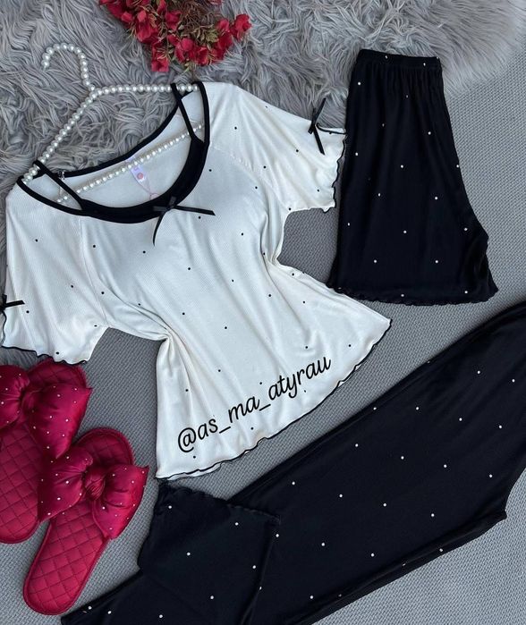 Пижама сатылады, продается пижама