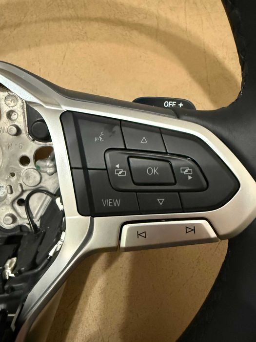 Чисто нов,оригинален мултиволан за Фолксваген-Volkswagen