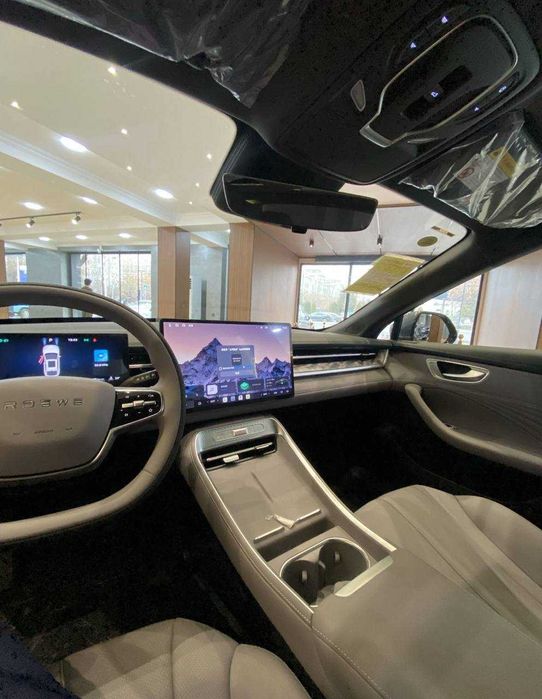 Roewe M7 narxiga arziydigan moshina 15 yil garantiya bn