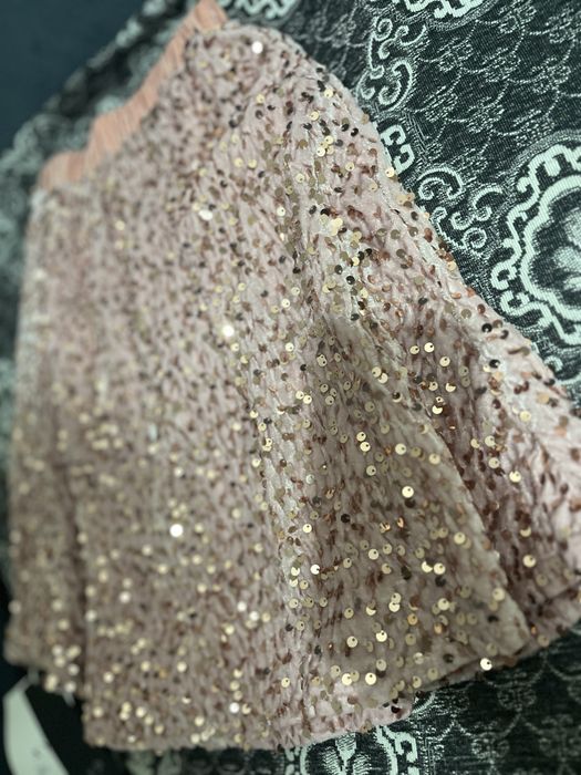 Новые брюки и юбка для девочки