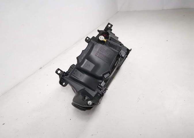 Фар Дясно оригинално НОВ Вог Ленд Роувър / Far Desno origilano NOV Vog