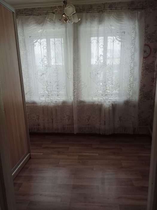 Уютный трёхкомнатный дом в 14 микрорайоне - заезжай и живи