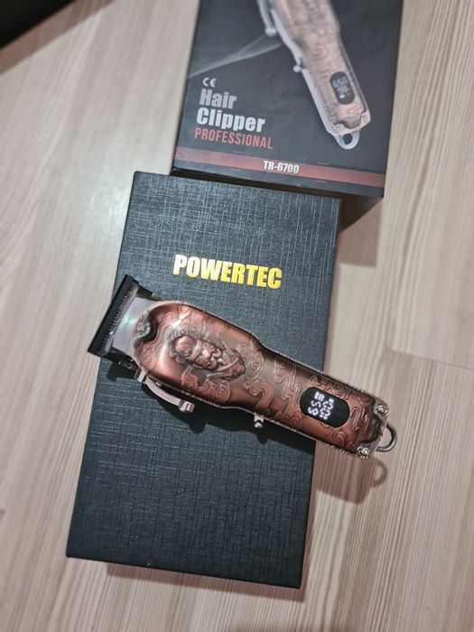 Професионална безжична метална машинка за подстригване PowertecTr-6700
