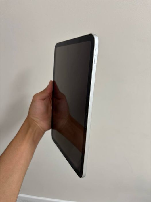 Продам Ipad 10. 2022