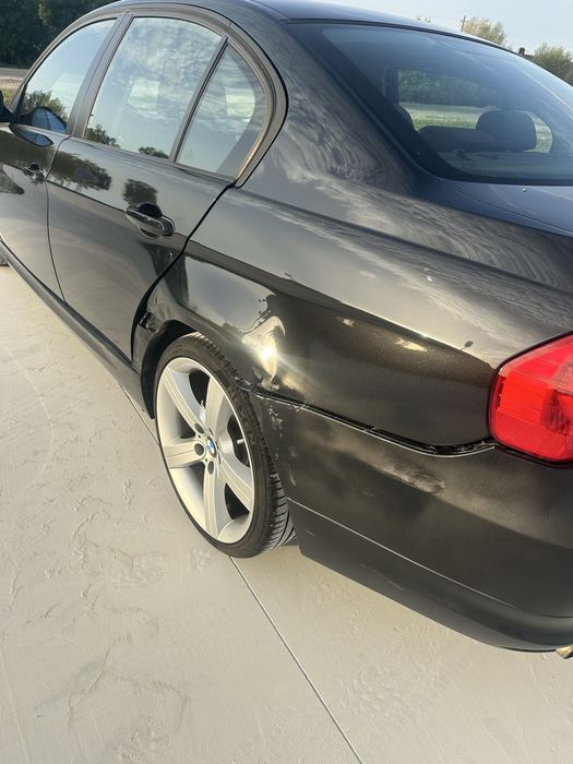 Dezmembrez  318 i benzina facelift