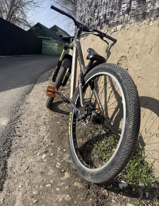 Продам велосипед дерт,стант,стрит