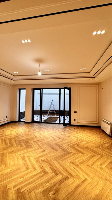 Продается евро дом на Цирлковского 3 сот 6 ком