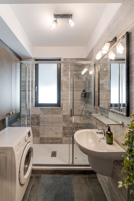 Apartament  Penthouse jacuzzi privat terasa universitate