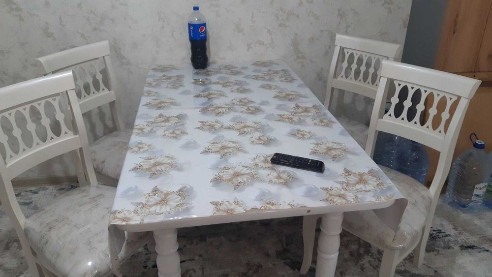 Стул ва стол Материали ёнгок, 6та стул, 1 стол.