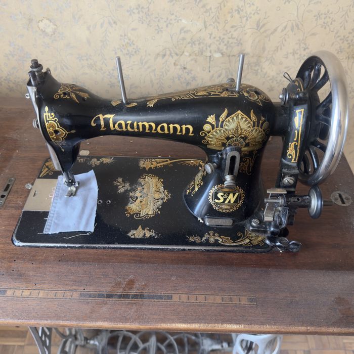 Masina de cusut Naumann S&N
