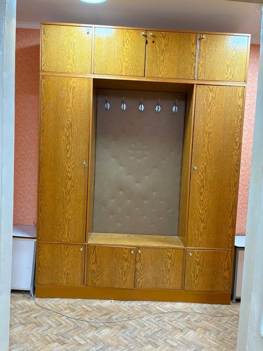 Продам прихожую в отличном состоянии
