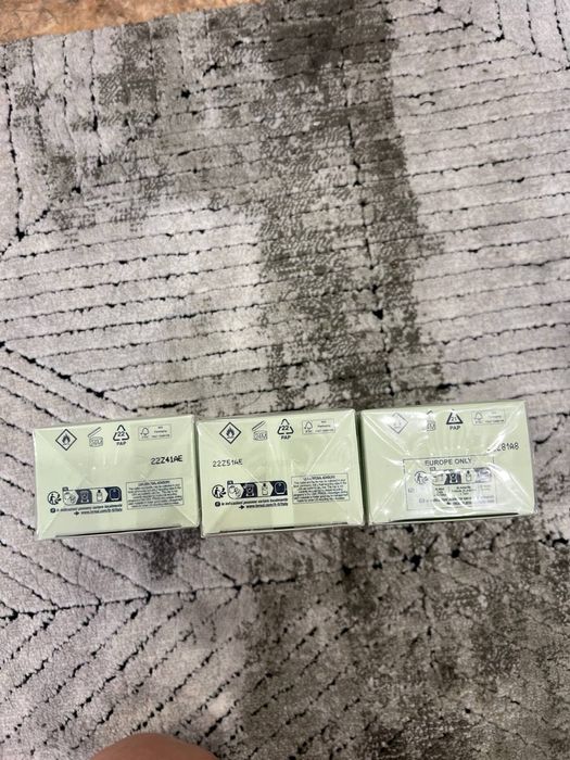 Продам ароматы  Prada