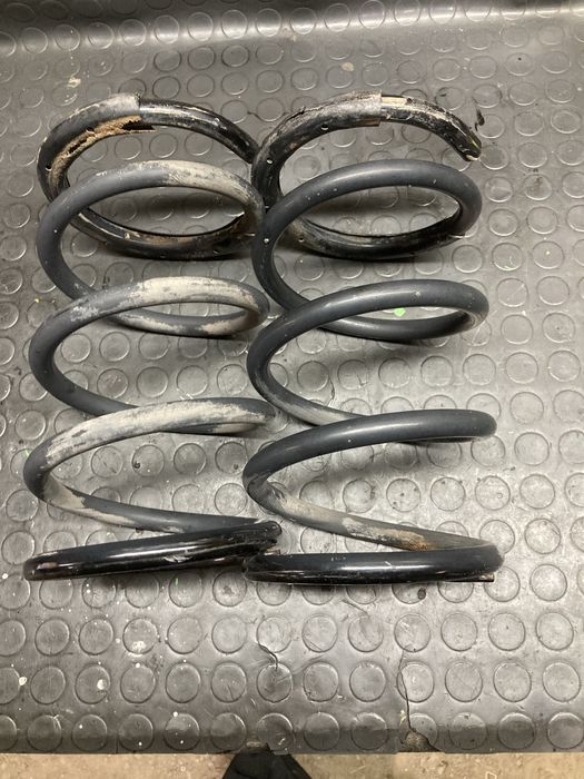 Задни прижини за тойота рав4/toyota rav4 00г-05г