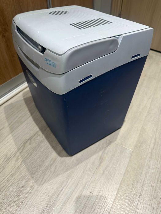 Хладилнa чанта Ezetil - , 26л, 12V-220V студено