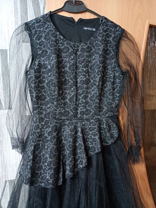 Платье праздничное, 48р