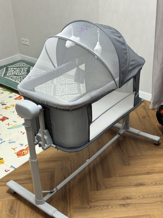 Продам детскую кроватку