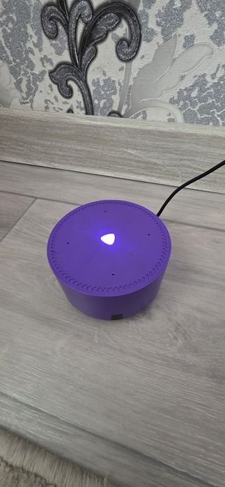 Продам Яндекс Алиса.