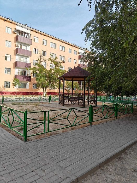 Сдам 2 комнатную квартиру в 1 микрорайоне