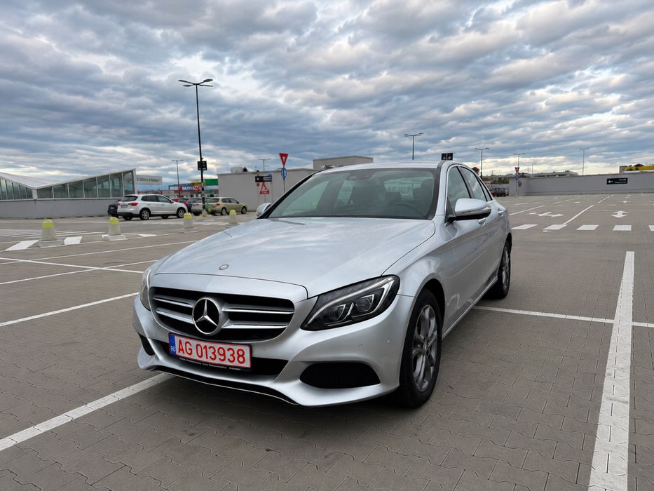 Mercedes-Benz C-Class W205 C220