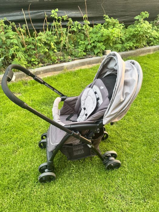 Коляска прогулочная Joie Mirus