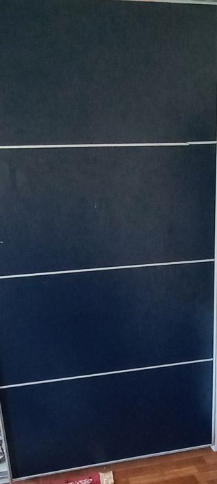 Продается шкаф с раздвижной дверью