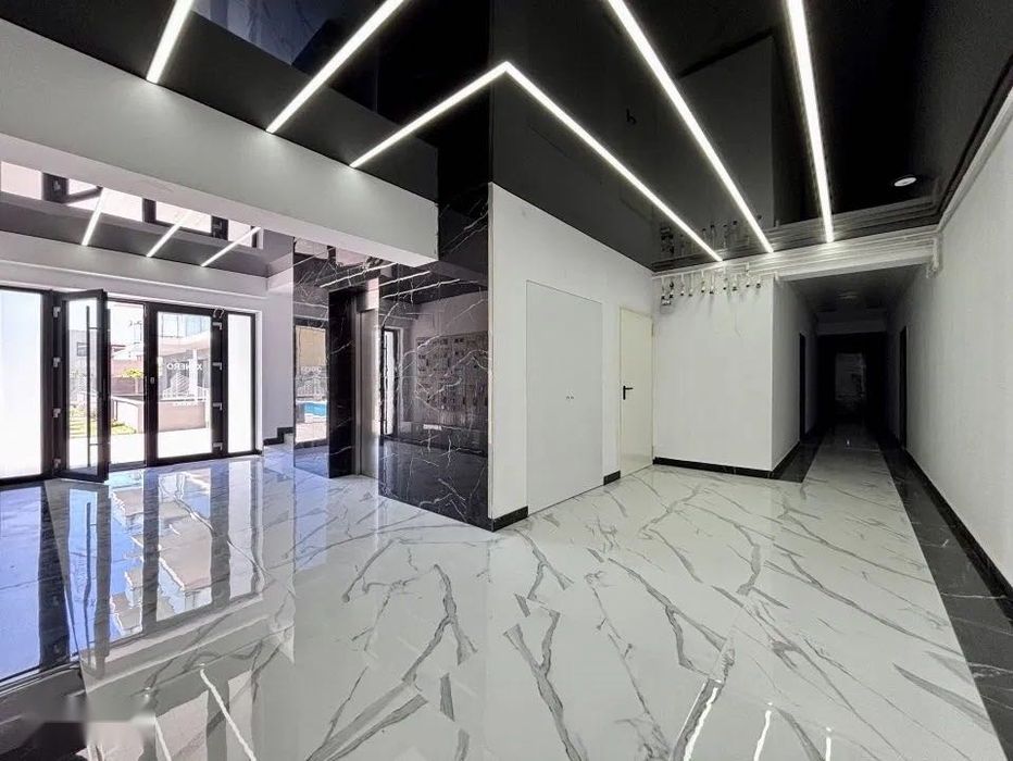 Apartament 2 camere | Prima închiriere | Terasă 20 mp | Piscină privată | Parcare subterană