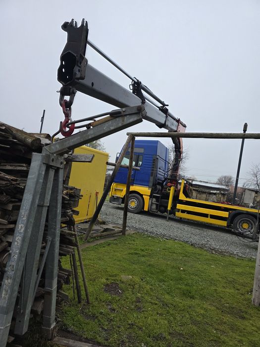 Transport Utilaje  Și Macara