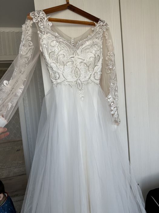 Роскошное свадебное платье