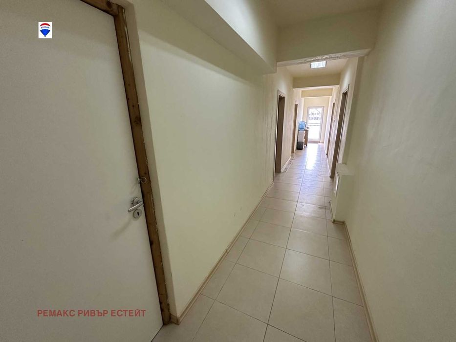 Офиси под наем в търговия на едро гр. Русе