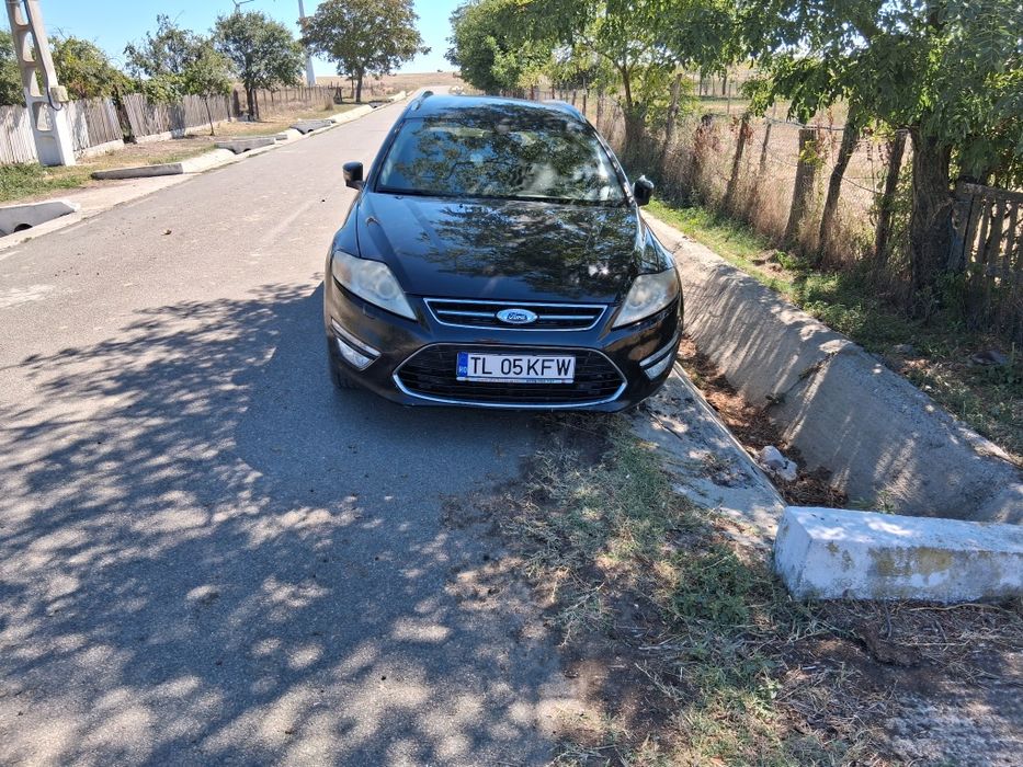 Vand sau schimb ford mondeo mk4 titanium x