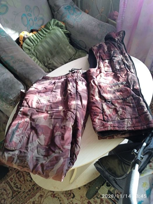 Продам теплый зимний костюм