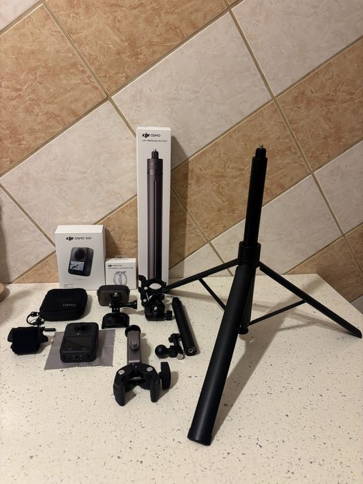 Dji Osmo 360 + Accesorii + Smallrig Ventuze auto