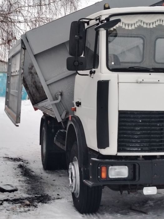 Продам Маз 555102 сельхозник