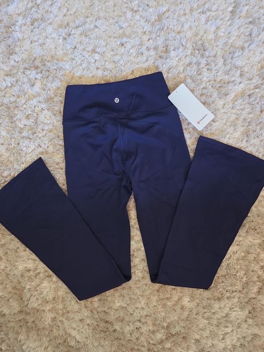Colanti lululemon evazati pentru sala