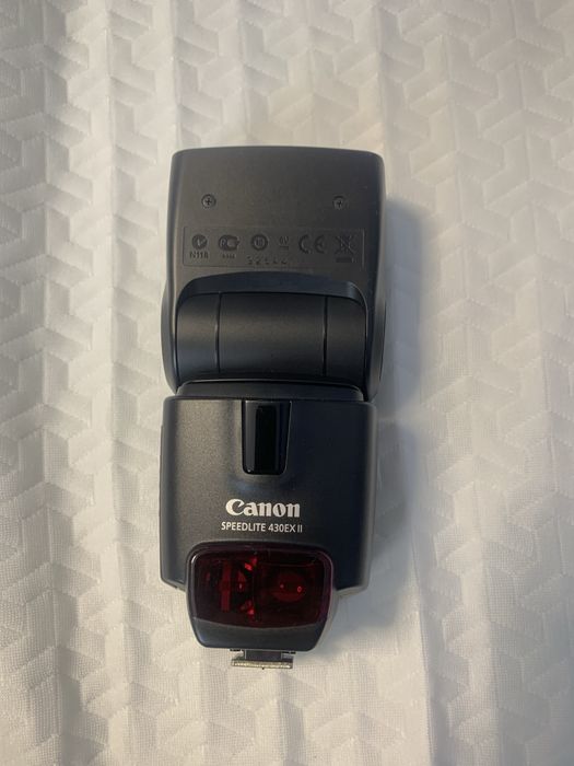 Вспышка Canon Speedlite 430 EX II
