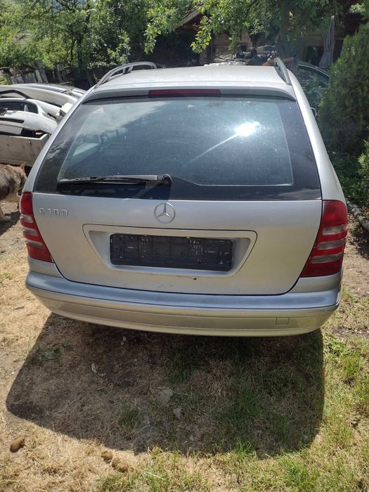 Мерцедес С180 2006г. На части Mercedes