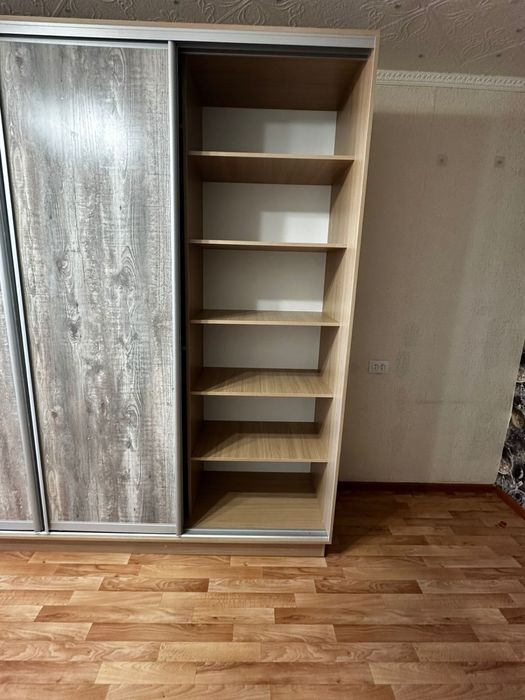 Шкаф купе в отличном состоянии.