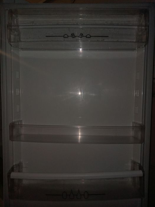 Холодильник Zanussi