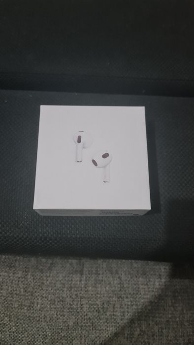 Vand Airpods generatia a 3 a
