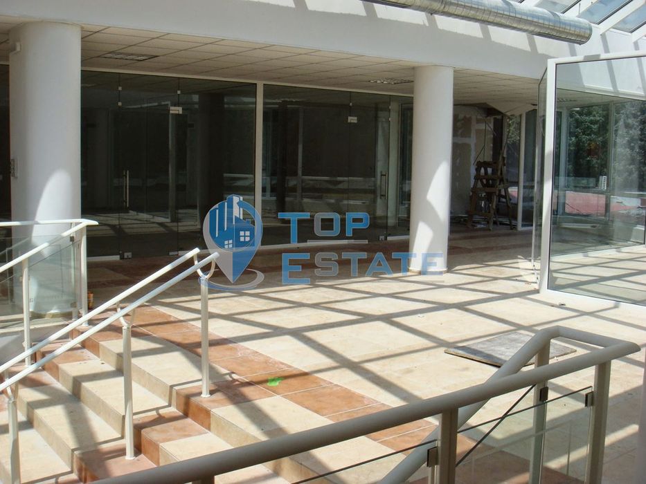 Продава се Магазин в Велико Търново, Център - 78 кв.м за 727 €/кв.м - Снимка #1