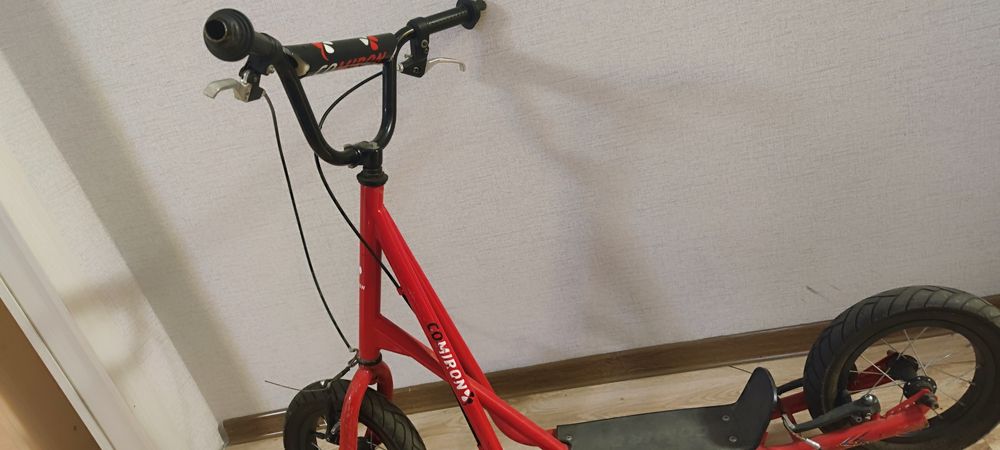 Самокат детский.