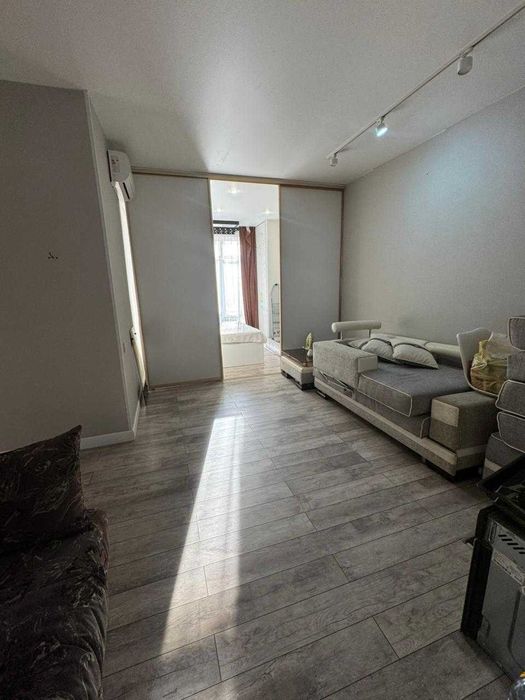 Продается 2 ком квартира район Элегант