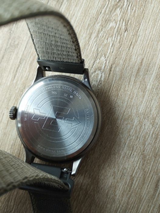 Timex часовник светещ циферблат