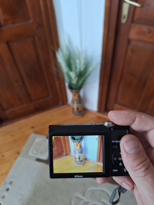 Nikon Corp Japan Coopix S2500 pt piese reparat curatat colectie