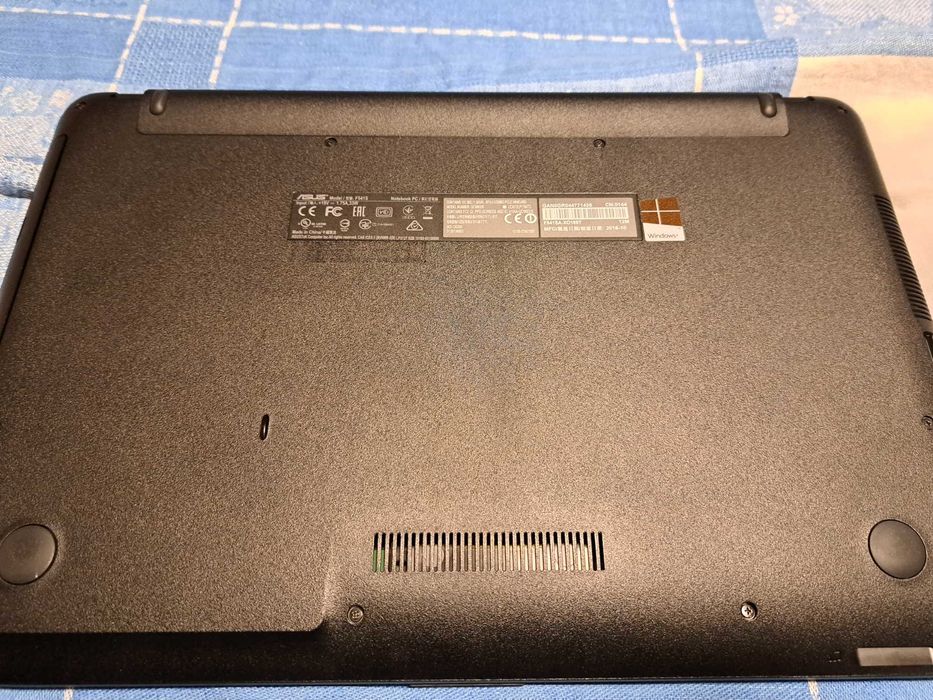 Продавам лаптоп Asus