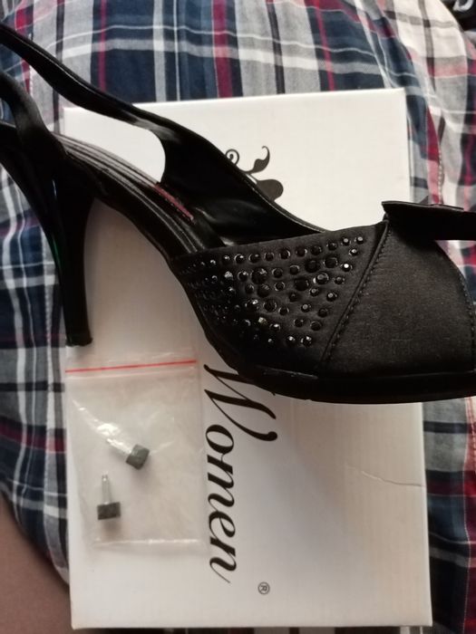 Sandale negre mărimea 38