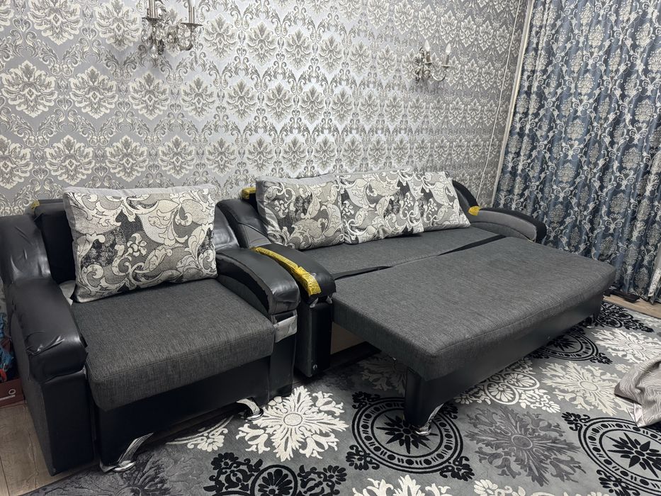 Продаю Диван б/у.